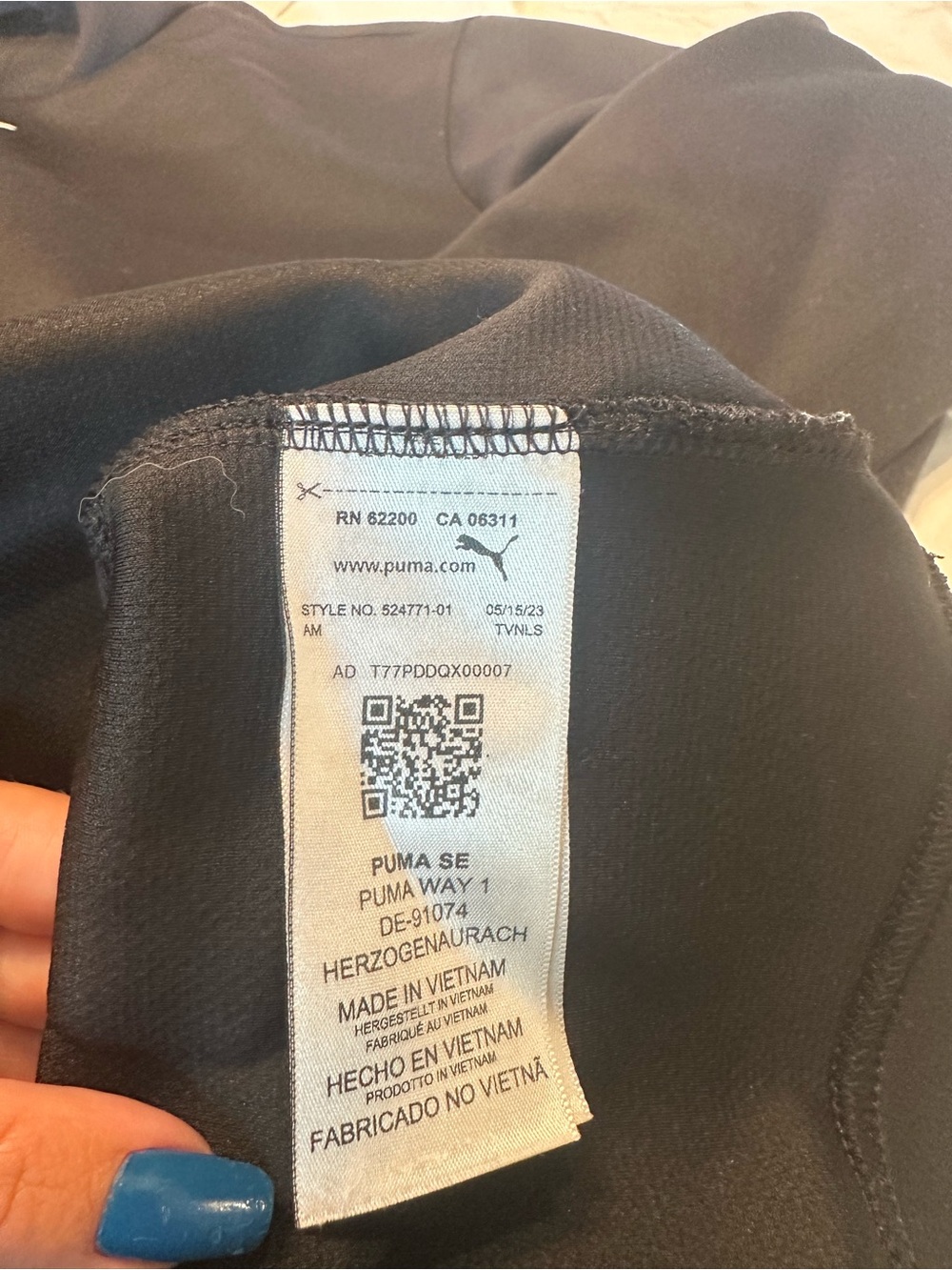 Puma Black Hoodie with White Puma Logo - Picture 4 of 4